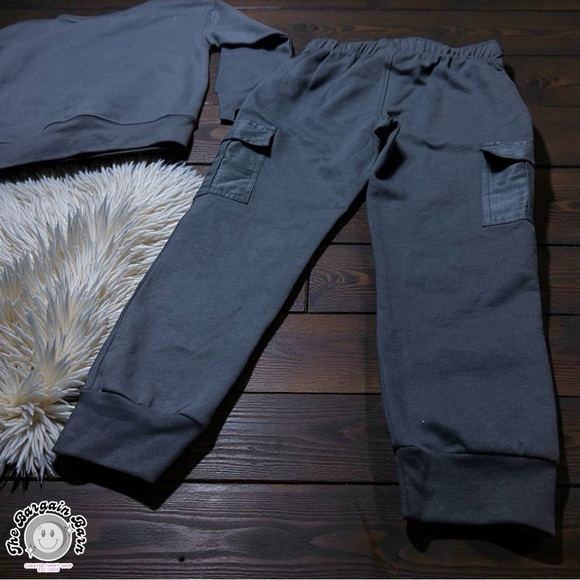 Tommy Bahama Kids 2 Piece Sweatshirt Jogger Outfit Set Charcoal Gray NWT (5/6) - Picture 7 of 7